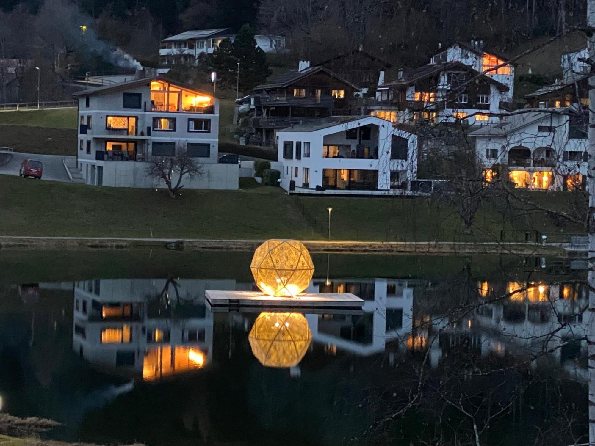 Lakeside - 3.5 Zimmer Ferienwohnung Am Laaxersee Exterior photo