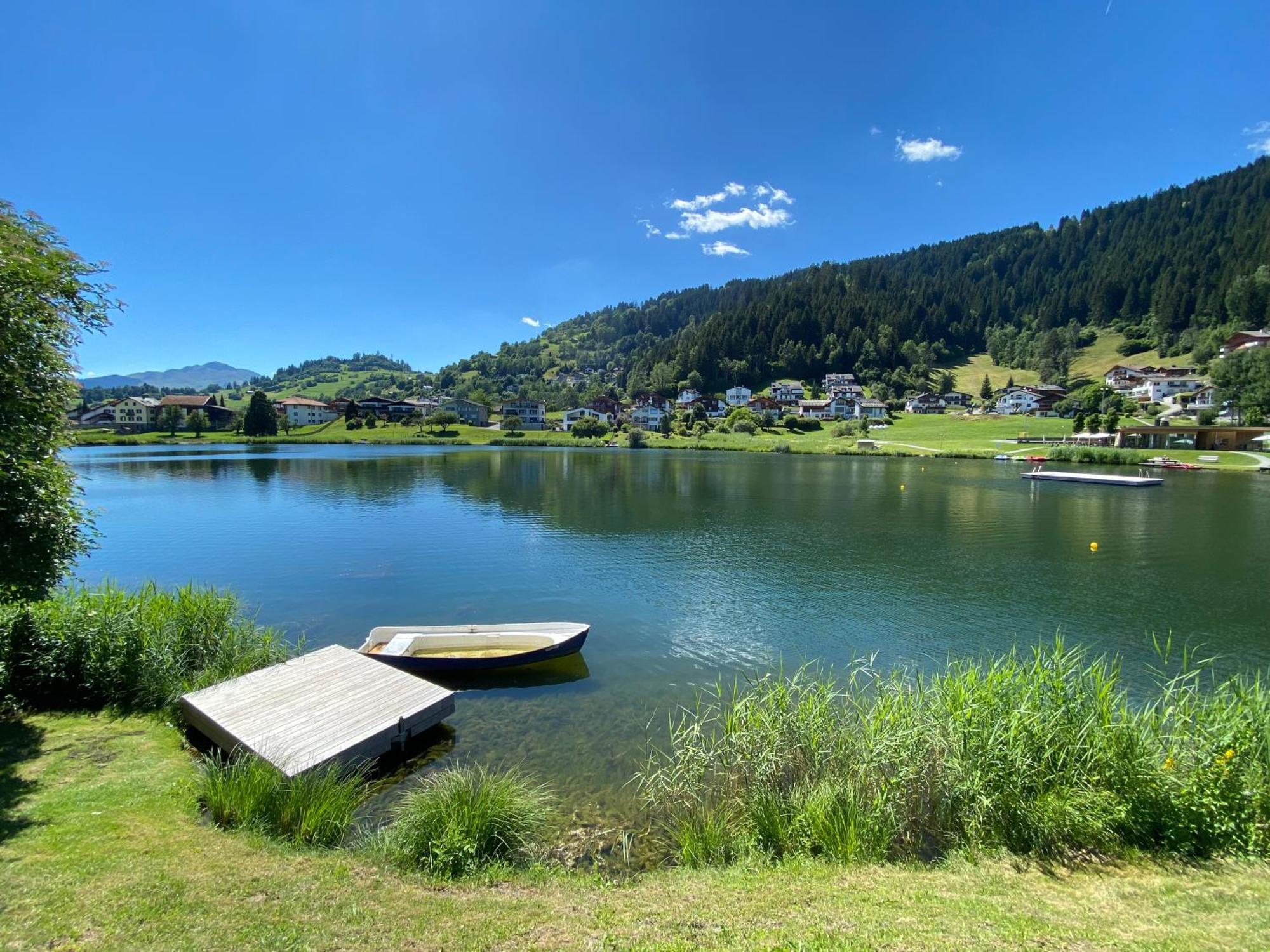 Lakeside - 3.5 Zimmer Ferienwohnung Am Laaxersee Exterior photo