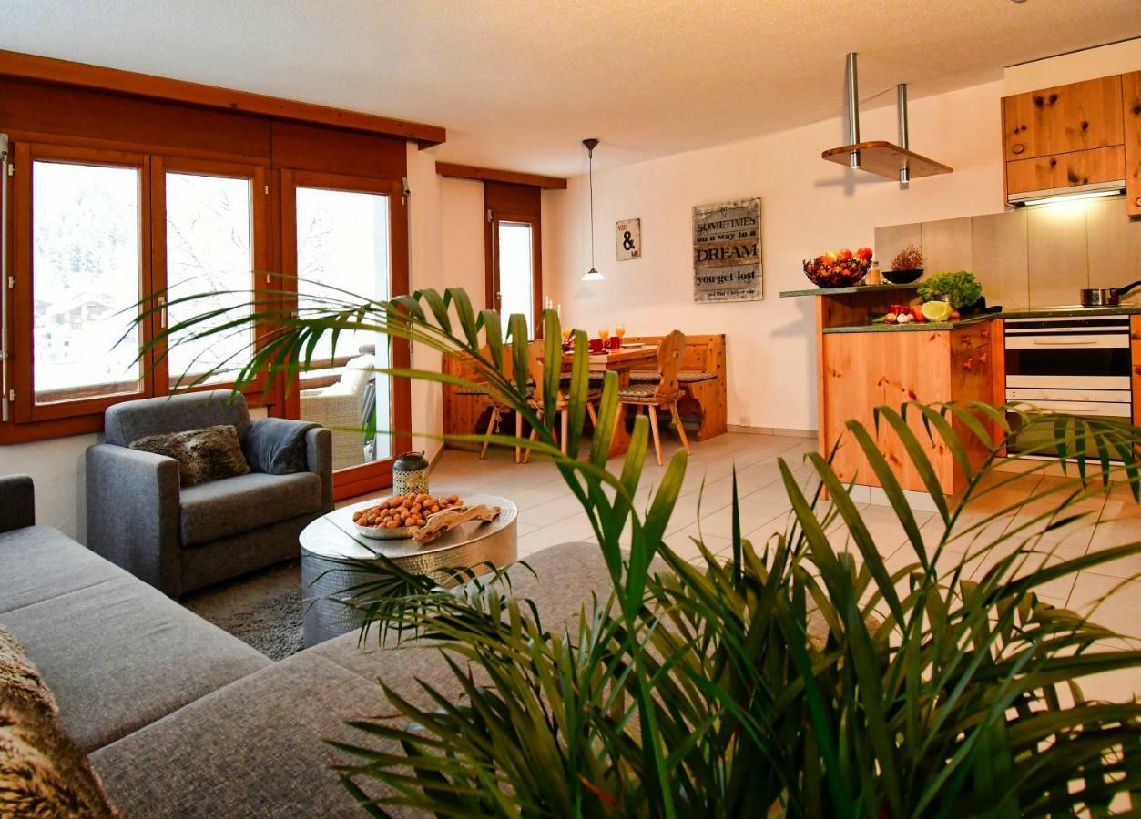 Lakeside - 3.5 Zimmer Ferienwohnung Am Laaxersee Exterior photo